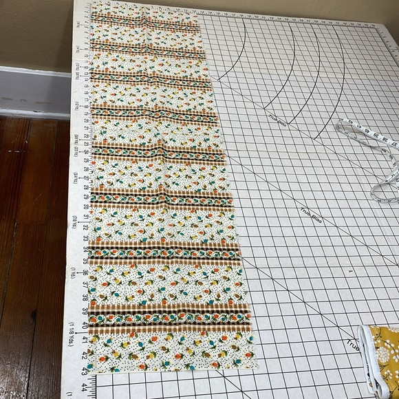 3 pieces vintage fabric remnants, cotton, cotton blend, varying sizes - Picture 9 of 14